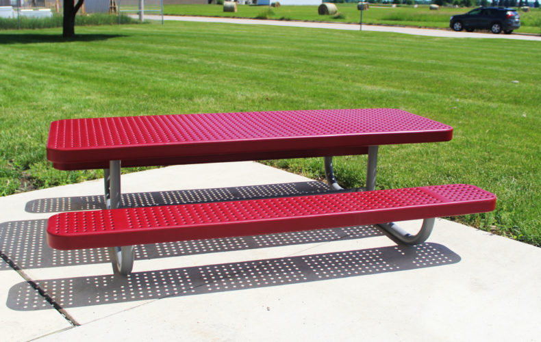 kids picnic table